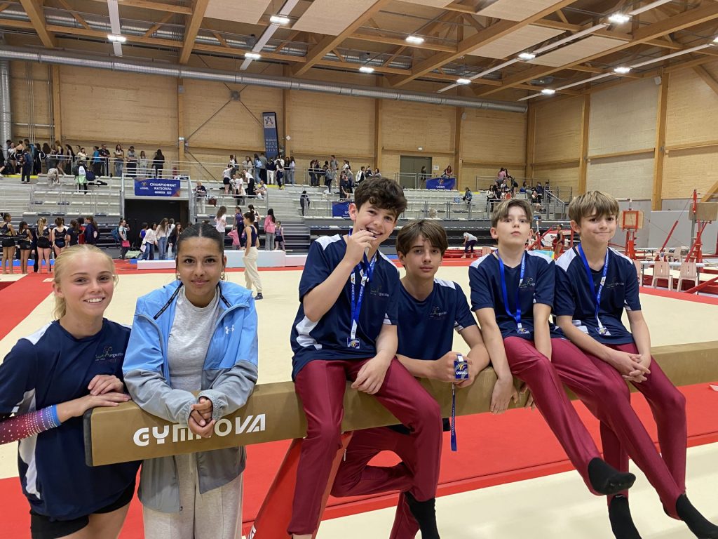 Lire la suite à propos de l’article Luca Matelot , champion National de Gymnastique UGSEL