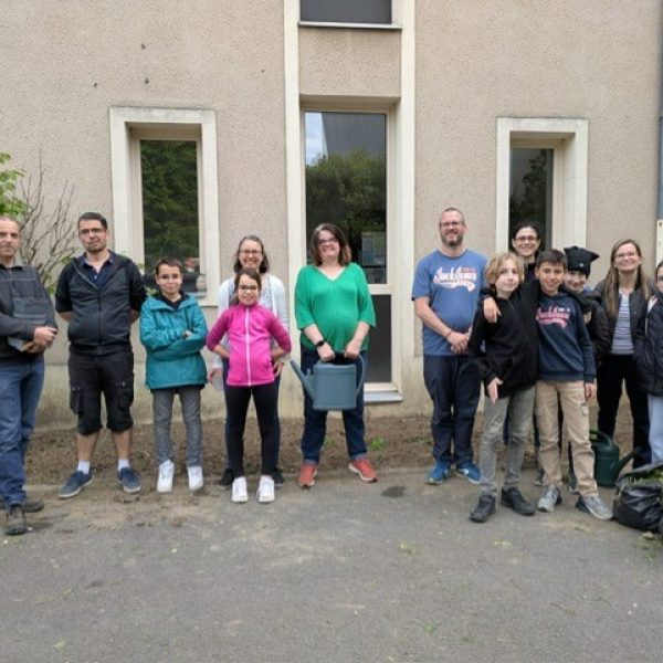 Atelier espaces verts : écoliers – collégiens – parents et enseignants